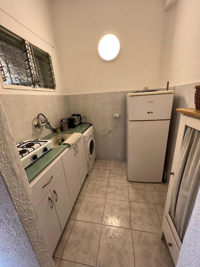 דירת סטודיו בכרמל הירוק Apartment Haifa Bagian luar foto