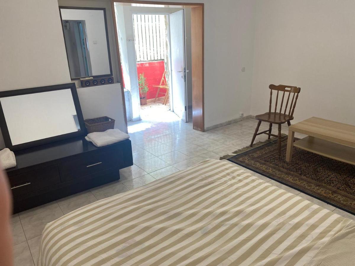 דירת סטודיו בכרמל הירוק Apartment Haifa Bagian luar foto